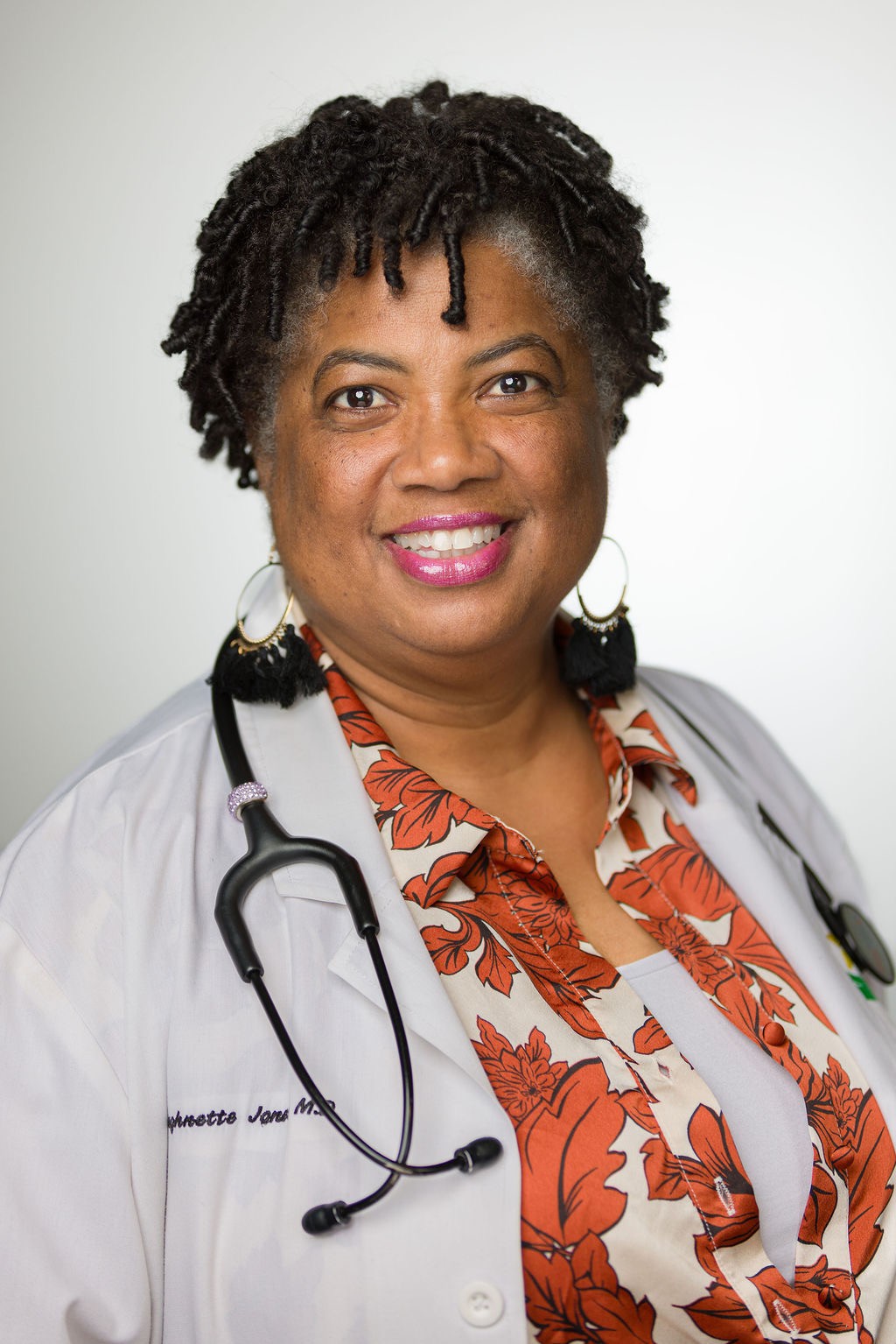 Dr. Vaughnette Jones, Medical Director at Total Life Care Center